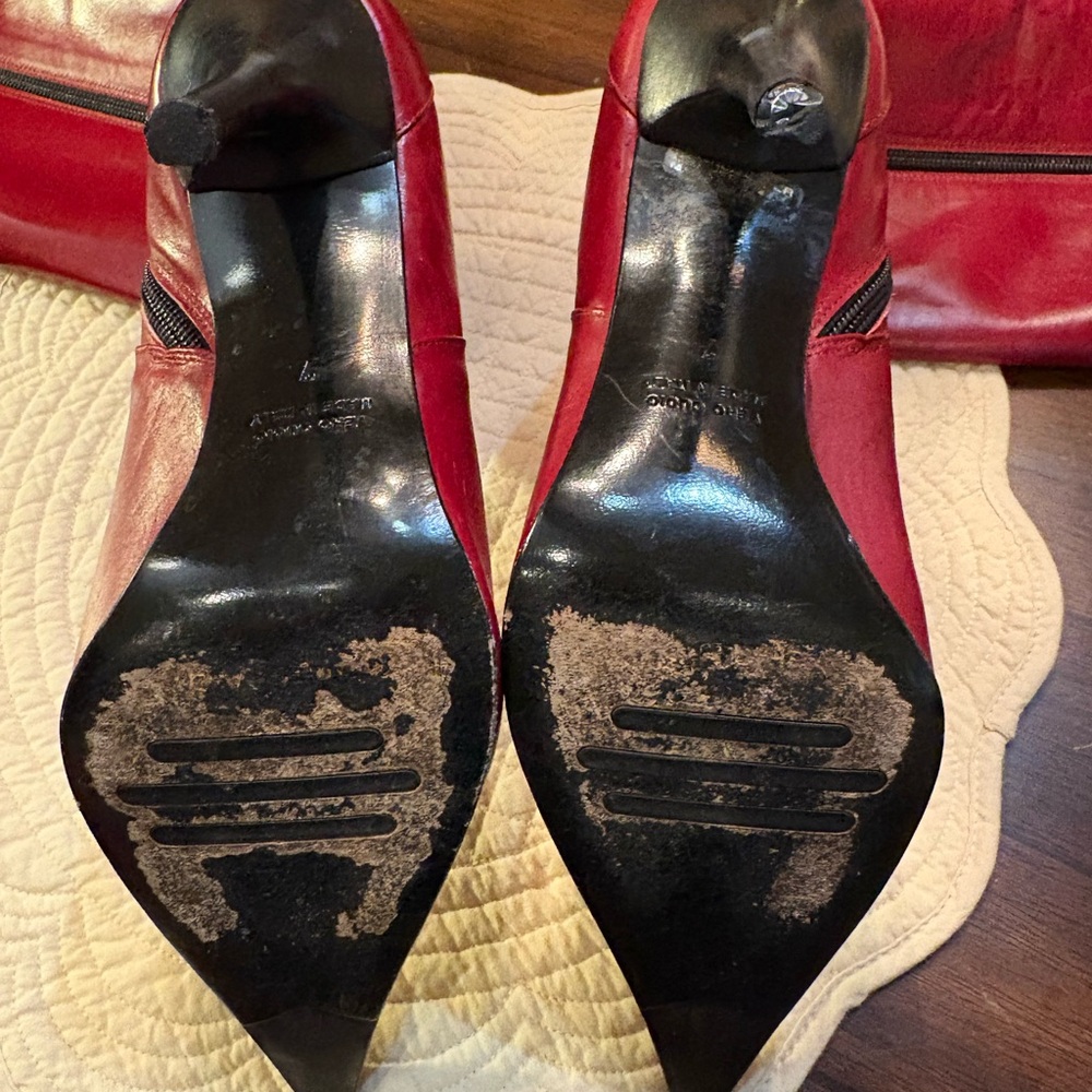 💋Charles David ♥️ Red Leather Stiletto Heeled Pointy Zippered Boots - Picture 8 of 16